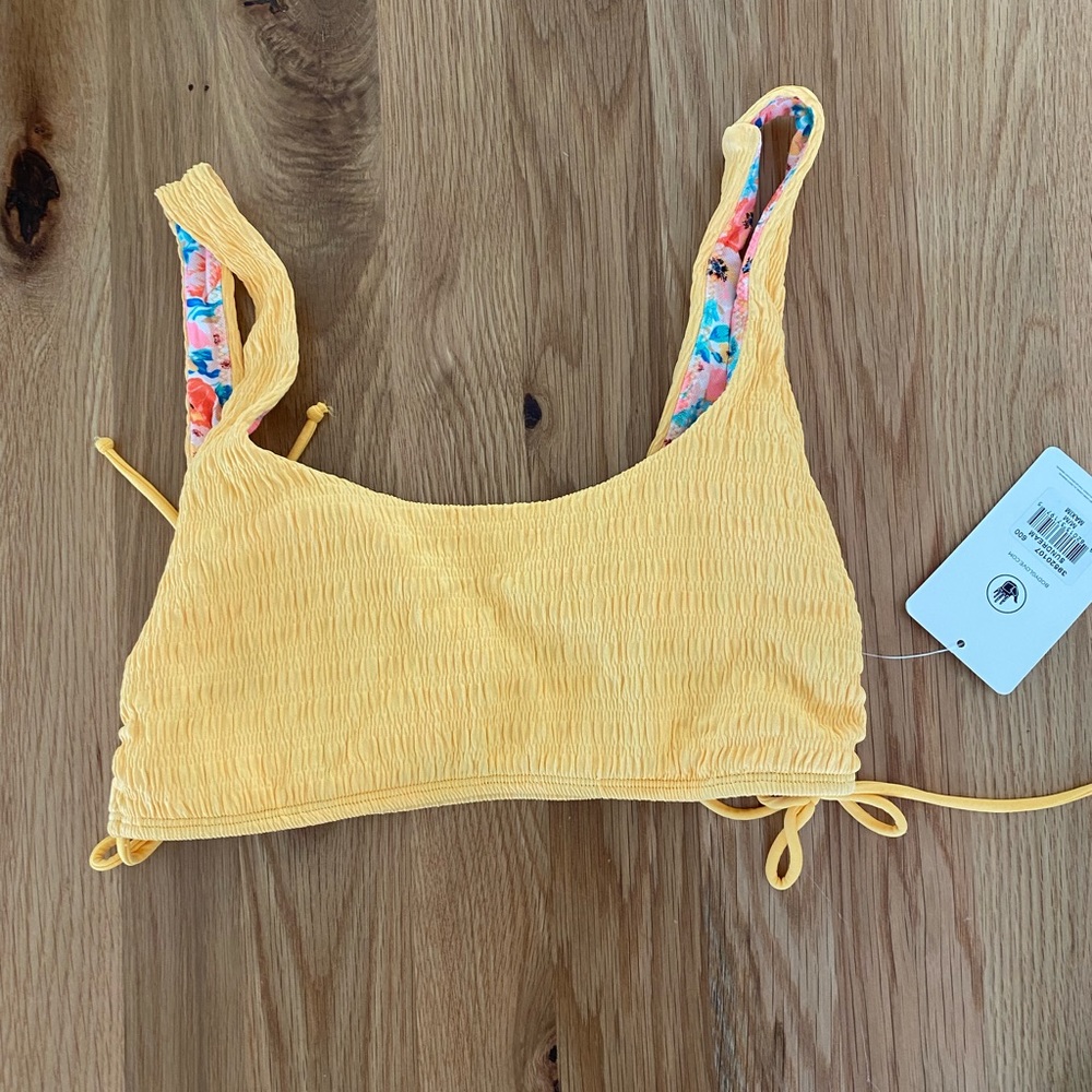 Body Glove bikini Top BNWT medium